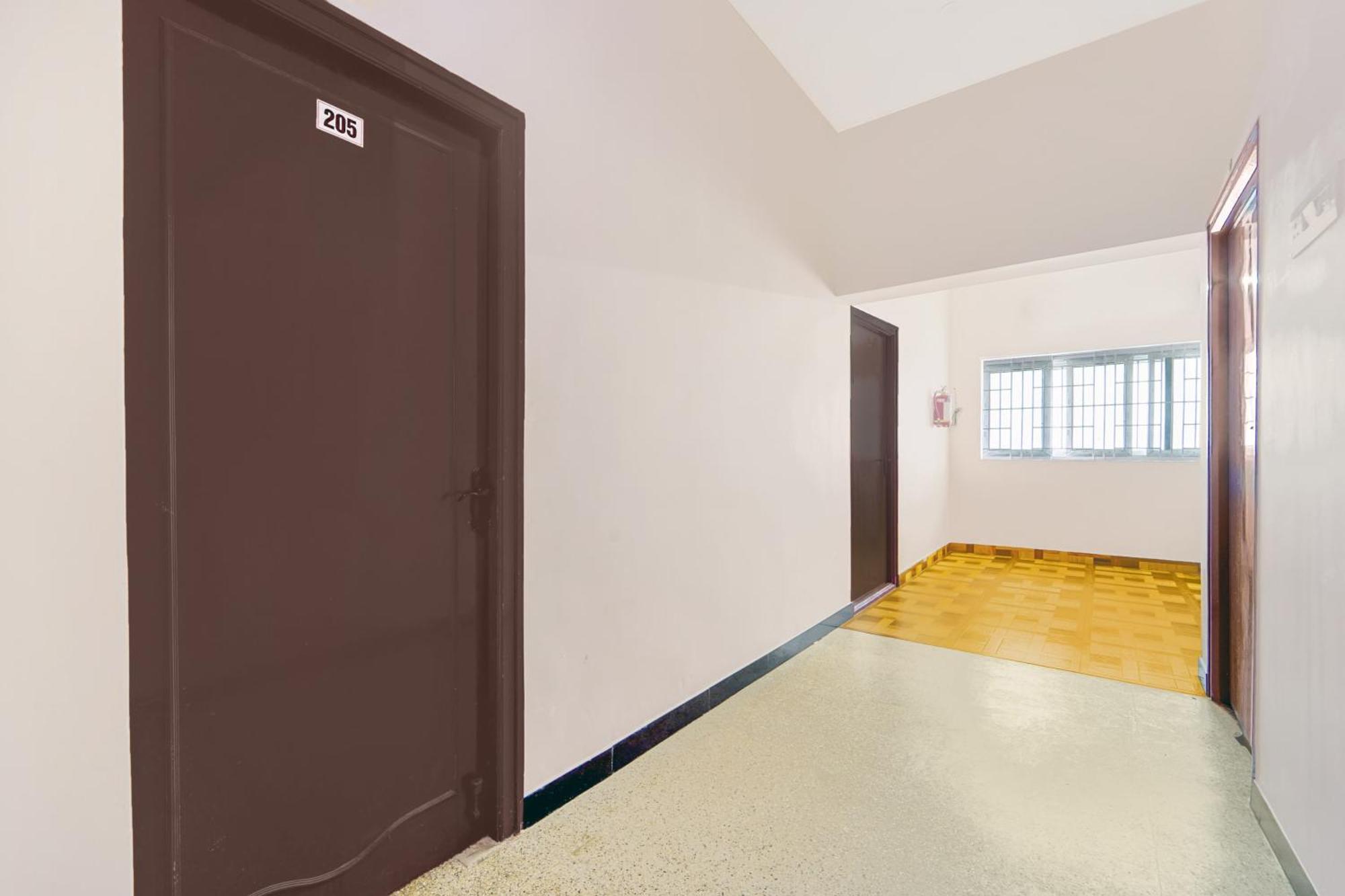 Super Hotel O Ganapathy Athipalayam Pirivu Road Κοϊμπατόρε Εξωτερικό φωτογραφία